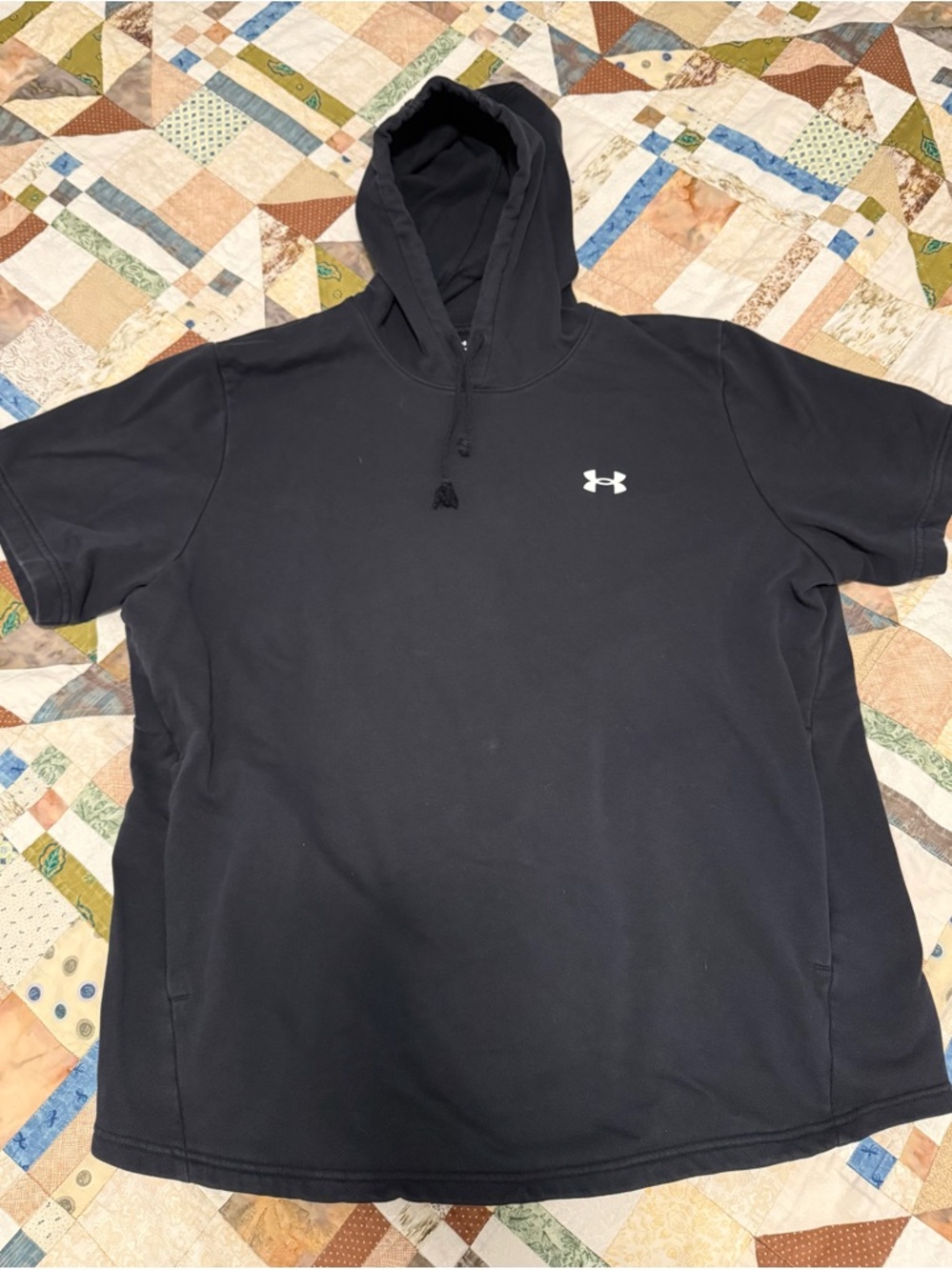 Under Armour Men’s Black Short Sleeve Hoodie with White Logo